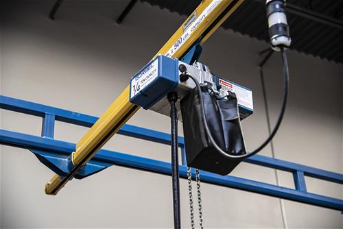 HOIST_ONE_QUARTER_TON_DSC_1680_CC_DV_SYSTEMS_smaller